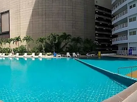Vtsix At View Talay 6 Hotel