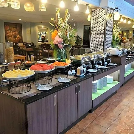 โรงแรม Sabai Nearby Marina