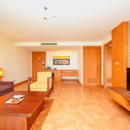 Centara Nova Hotel Pattaya