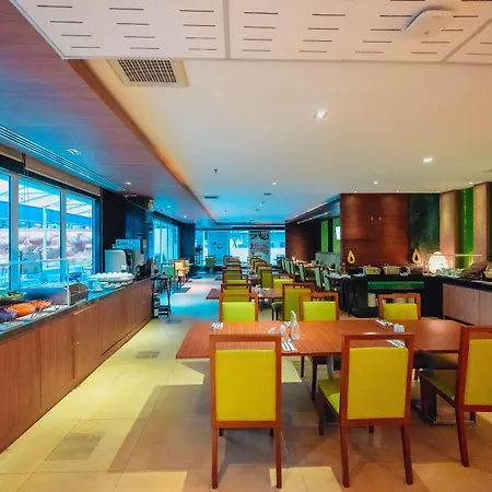 โรงแรม เซ็นทารา พัทยา 4*