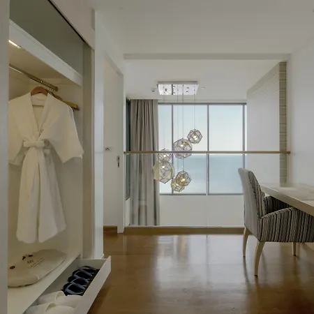 Cape Dara โรงแรม