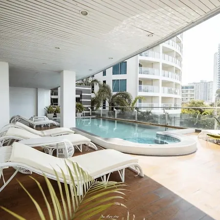 รอยัลบีชวิว โรงแรม Pattaya