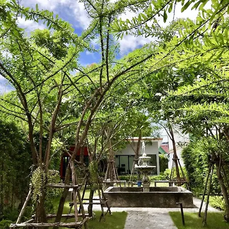 Golden Sea โรงแรม
