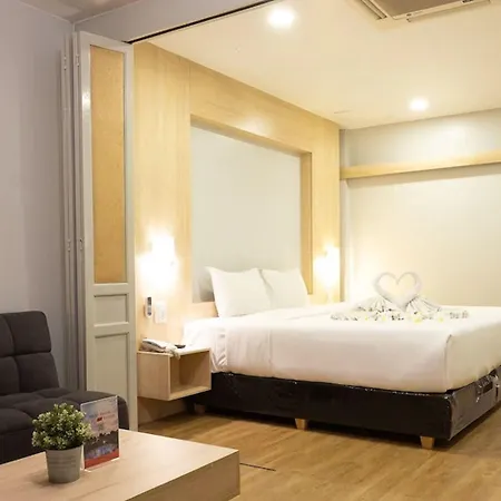 โรงแรม บาศญ่า บีช โฮเทล แอนด์ - เซ็นเธร่า บีช โฮเทล Pattaya