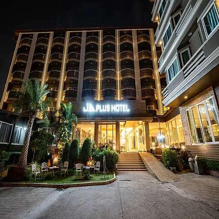 โรงแรม Sunday Ja