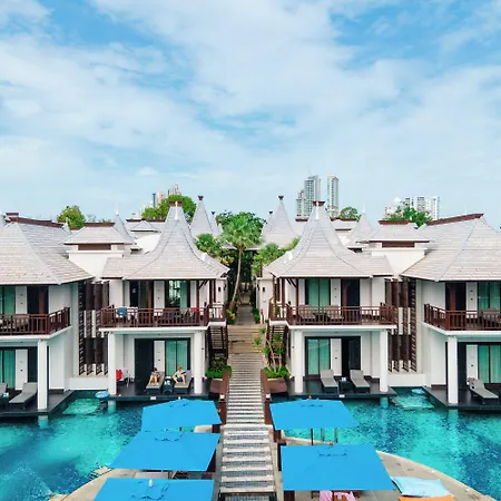 Z Through By The Zign โรงแรม Pattaya