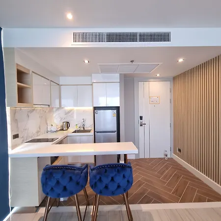 โรงแรม Discovery 4*