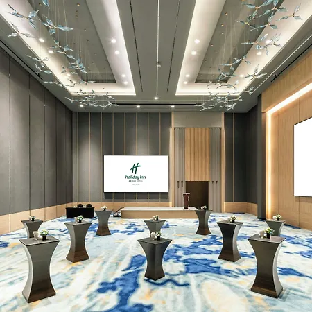By Ihg