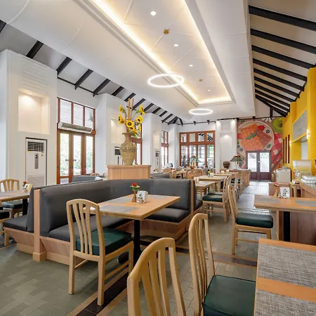 Sunshine Garden Resort 3*