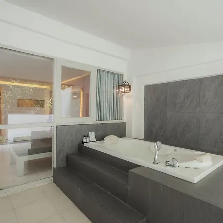 Sunshine Garden Resort 3*