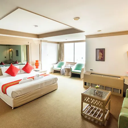 Mountain & Convention Center Hotel 4*