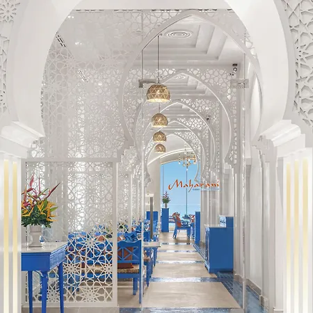 โรงแรม Royal Wing & 5*