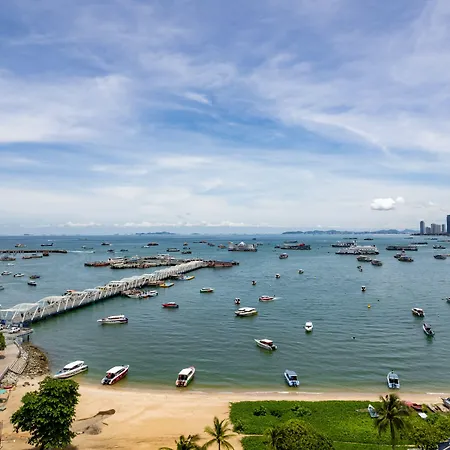 Siam Bayshore