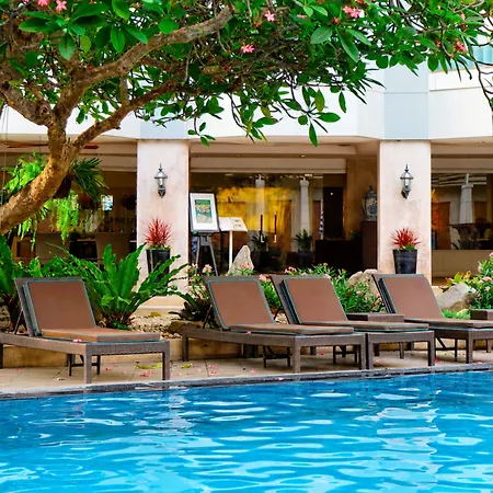 รีสอร์ท The Bayview 4*