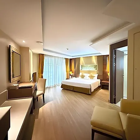 Nova Gold 4* Pattaya