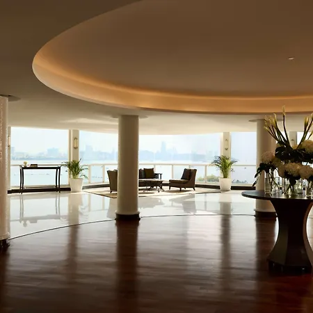 Dusit Thani 5*