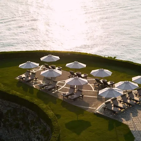 Dusit Thani 5*