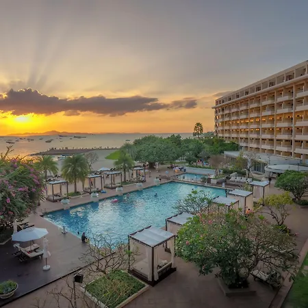Dusit Thani รีสอร์ท Pattaya