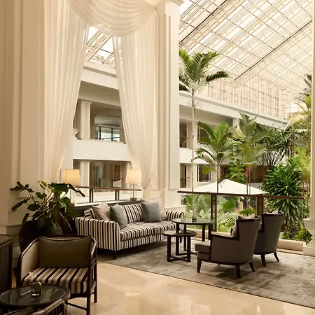 Dusit Thani
