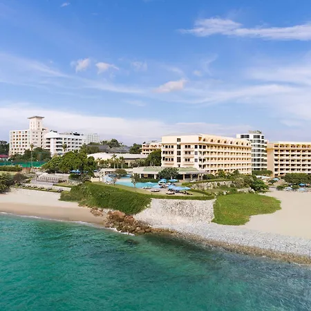 Dusit Thani Pattaya