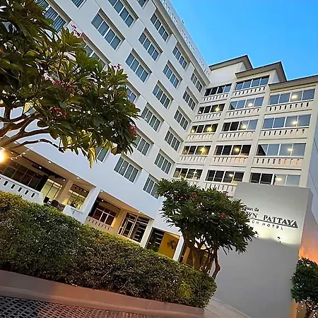 Crown Hotel 3*