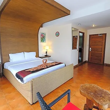 The Red Balcony Inn 2*