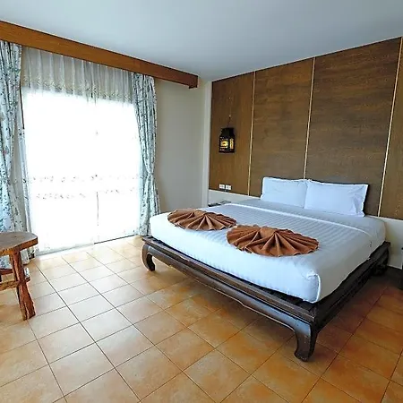 Inn The Red Balcony Pattaya