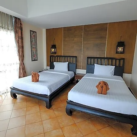 The Red Balcony Inn 2*