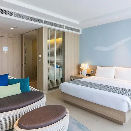 By Ihg 5*