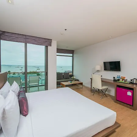 Seven Zea Chic โรงแรม 4*