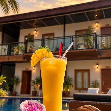 โรงแรม Paradise Land 3*