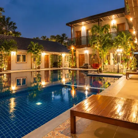 โรงแรม Paradise Land