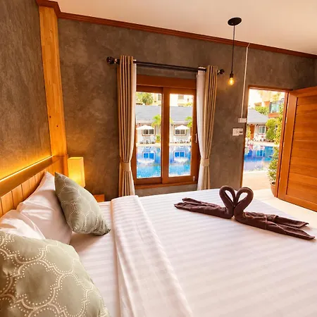 โรงแรม Paradise Land 3*