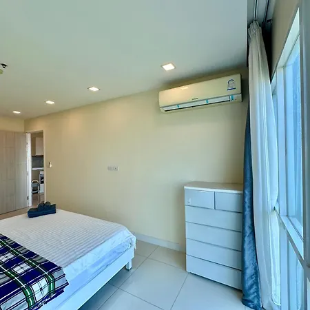 One Tower 105 By Thaiminatorpattaya Apartment