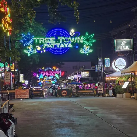 บ้านพัก Scandalic Bar And Pattaya
