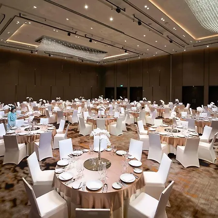 โรงแรม Amari