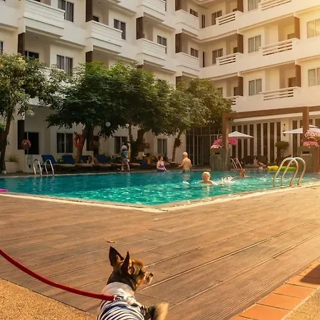 โรงแรม Hill Fresco
