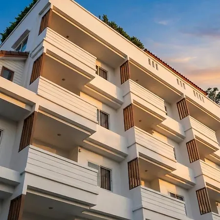 Hill Fresco โรงแรม