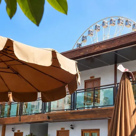 Paradise Land โรงแรม 3*