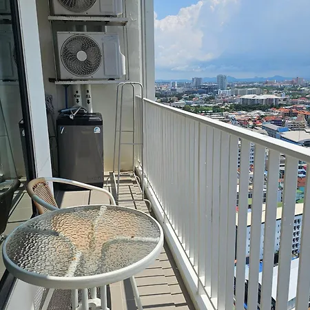 The Base By Nkl Apartment Pattaya