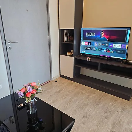 The Base By Nkl Apartment