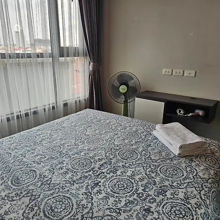 Apartment The Base By Nkl Pattaya
