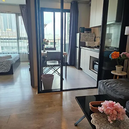 The Base By Nkl Apartment