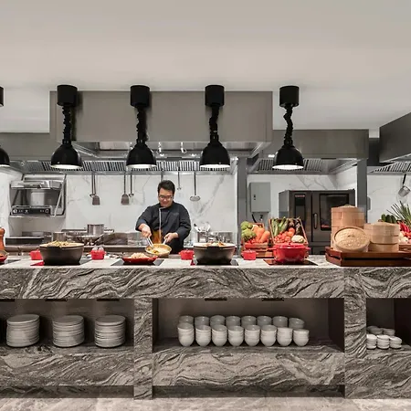 Courtyard By Marriott North Hotel 5*