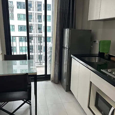 The Base By Adam 3* Pattaya