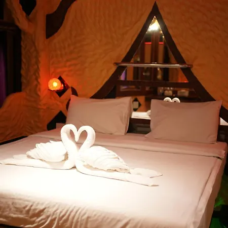 โรงแรม Penthouse 3*