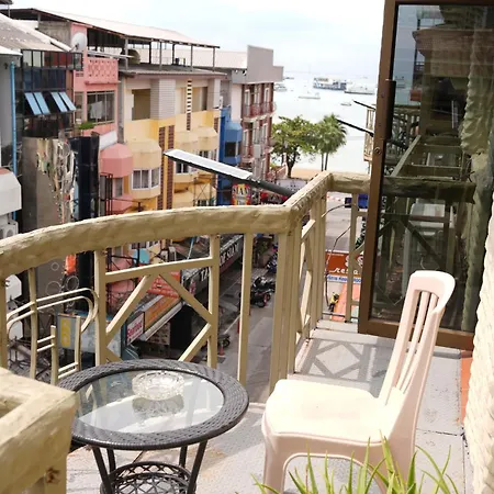โรงแรม Penthouse 3*