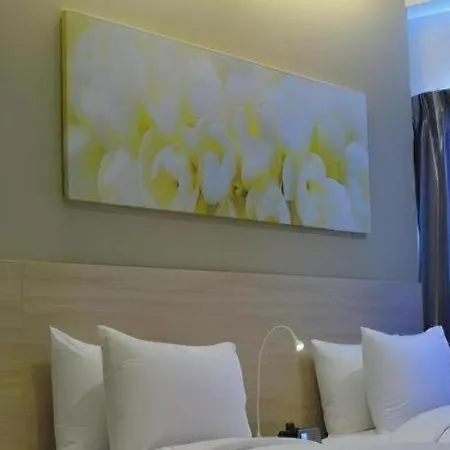R-Con Hotel @ Siam Hotel