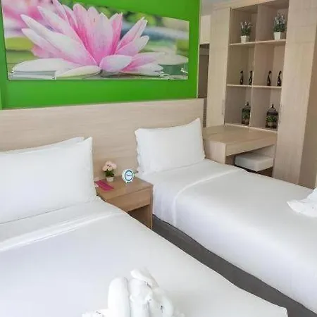 R-Con Hotel @ Siam 3*