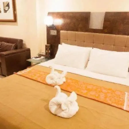 รีสอร์ท Lotusland Pattaya